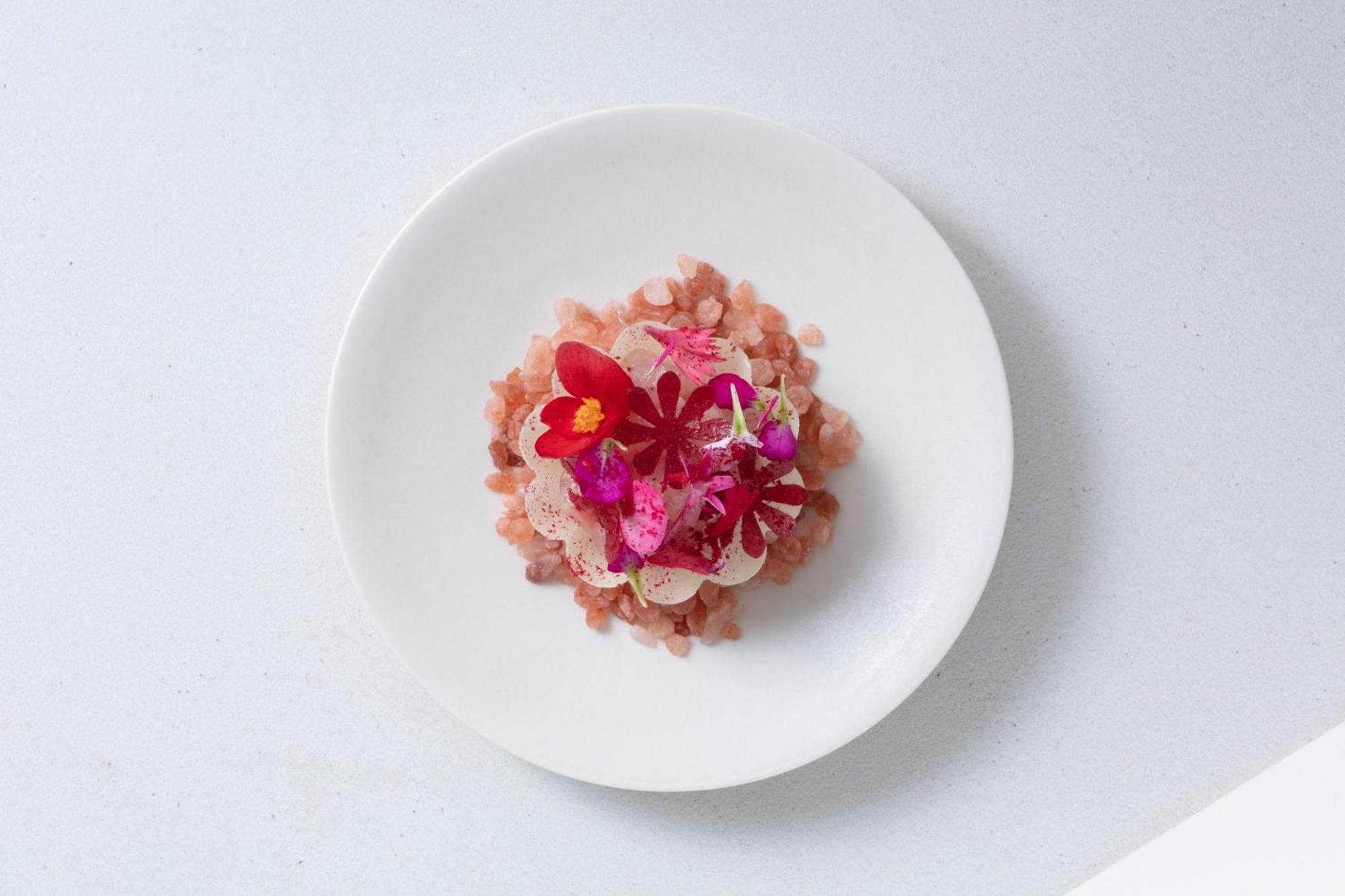 Good Nature Hotel Κιότο Εξωτερικό φωτογραφία A dish by Heston Blumenthal