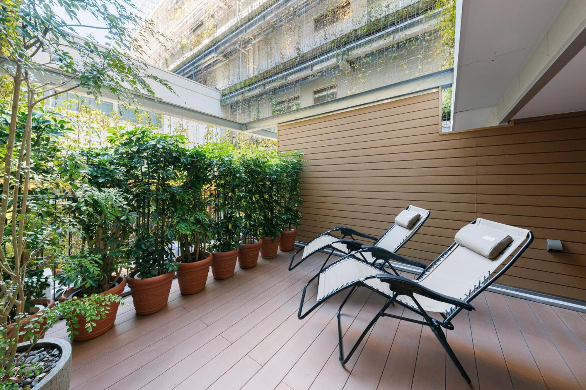 Good Nature Hotel Κιότο Εξωτερικό φωτογραφία A balcony